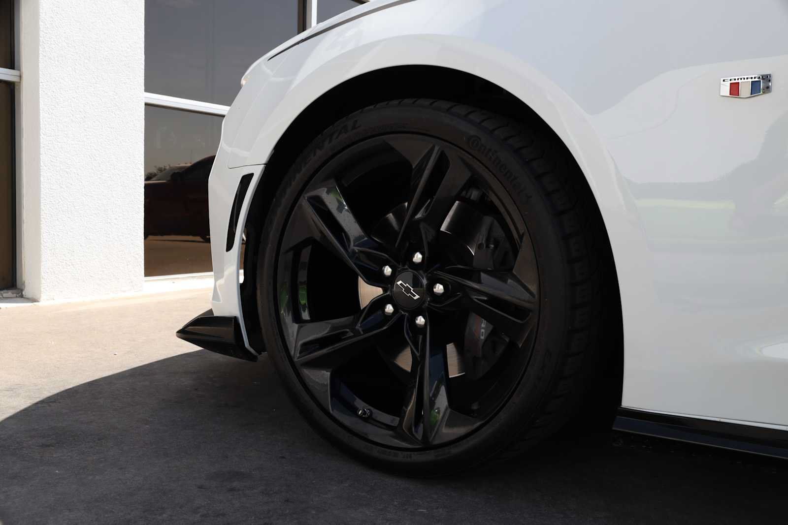 Used 2020 Chevrolet Camaro SS RWD image 57