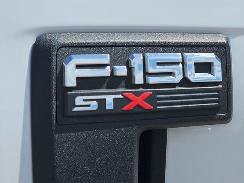 Used 2022 Ford F150 XL w/ STX Appearance Package image 10