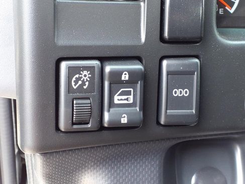 New 2025 Chevrolet Low Cab Forward 5500XG image 9