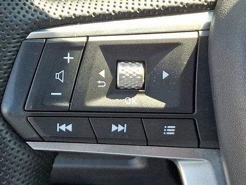 Used 2023 Mitsubishi Outlander SE image 21