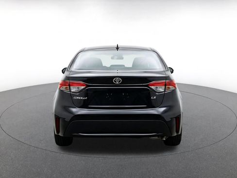 Used 2025 Toyota Corolla LE FWD image 8