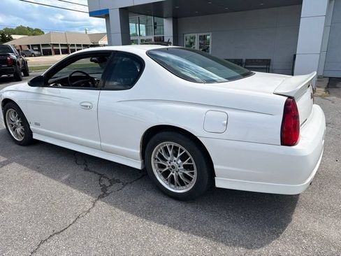 Used 2006 Chevrolet Monte Carlo SS FWD image 24