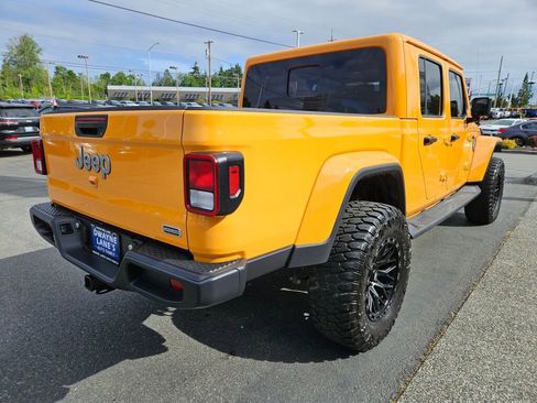 Used 2021 Jeep Gladiator Overland image 5