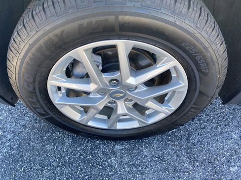 Used 2023 Chevrolet Equinox LT image 51