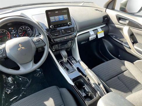 New 2026 Mitsubishi Eclipse Cross LE image 25