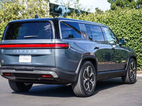 Used 2023 Rivian R1S Adventure AWD/4WD image 6