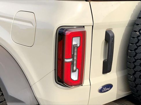 New 2025 Ford Bronco Badlands AWD/4WD image 14