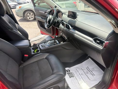 Used 2017 MAZDA CX-5 Touring w/ Preferred Equipment Package AWD/4WD image 29