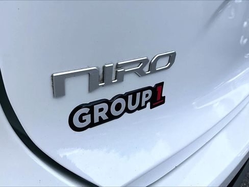 Used 2023 Kia Niro LX FWD image 10