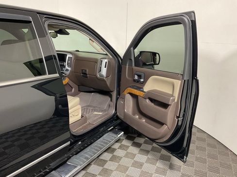Used 2018 GMC Sierra 1500 SLT AWD/4WD image 35