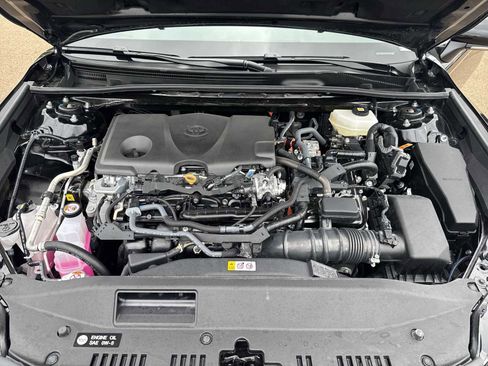 Used 2026 Toyota Camry SE image 12