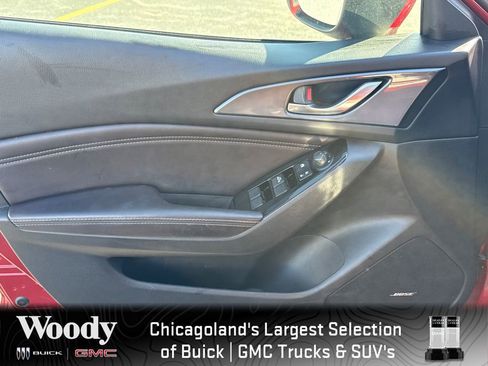 Used 2018 MAZDA MAZDA3 Grand Touring w/ Premium Equipment Package image 13