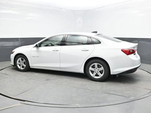 Used 2019 Chevrolet Malibu LS FWD image 4