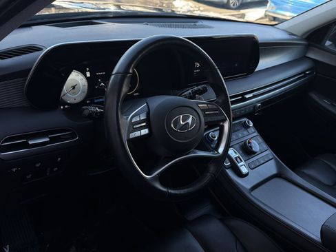 Used 2024 Hyundai Palisade Limited image 16