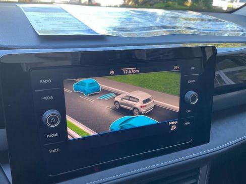New 2026 Volkswagen Taos SE FWD image 11