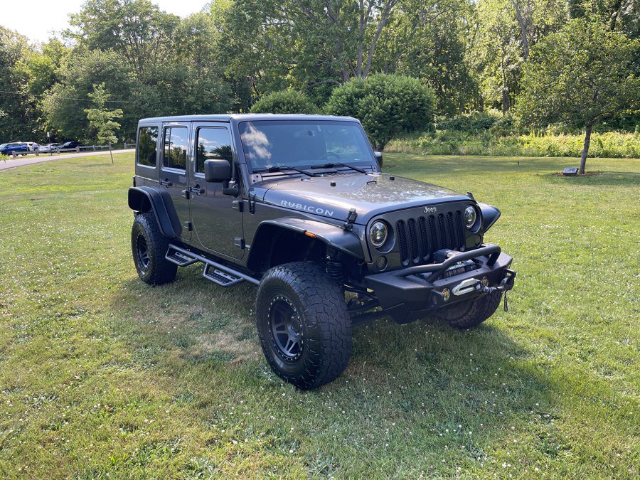 Used 2014 Jeep Wrangler Unlimited Rubicon w/ Connectivity Group AWD/4WD image 1