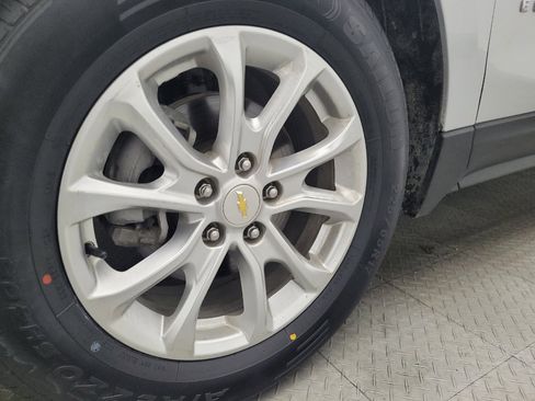 Used 2020 Chevrolet Equinox LT image 31