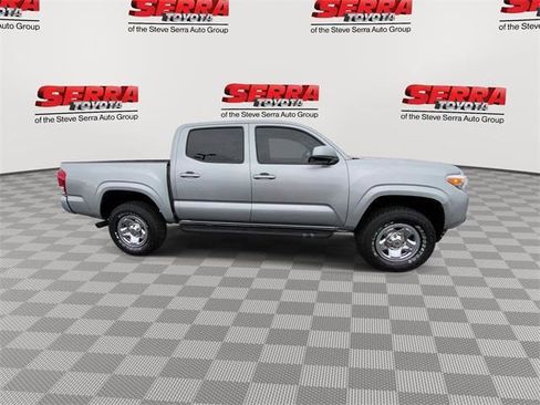 Certified 2022 Toyota Tacoma SR image 10