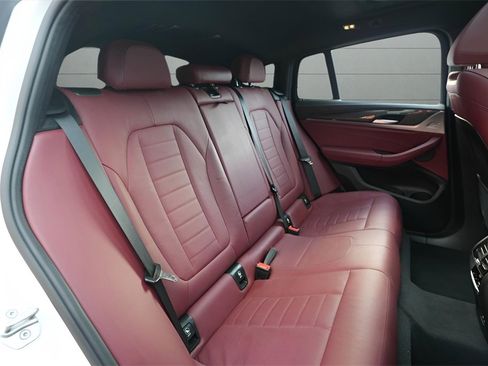 Used 2020 BMW X4 M40i w/ Executive Package image 29