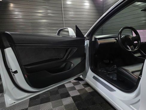 Used 2018 Tesla Model 3 Long Range image 30