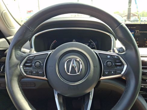 Used 2023 Acura MDX SH-AWD w/ Technology Package image 21