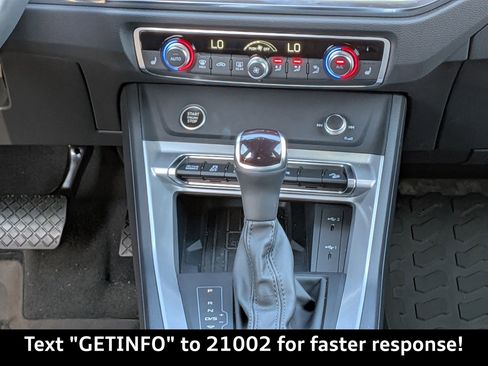 Used 2025 Audi Q3 2.0T Premium w/ Convenience Package image 19