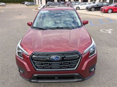 Certified 2023 Subaru Forester Premium image 4