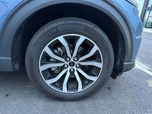 Used 2025 Ford Explorer ST-Line image 11