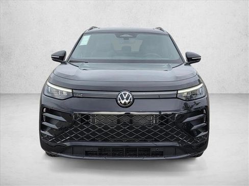New 2026 Volkswagen Tiguan SE R-Line FWD image 6