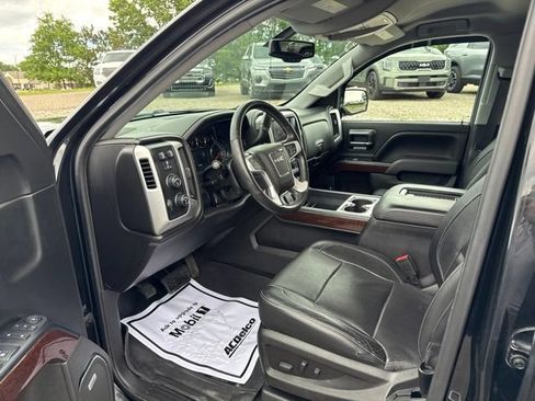 Used 2017 GMC Sierra 1500 SLT w/ SLT Preferred Package AWD/4WD image 13