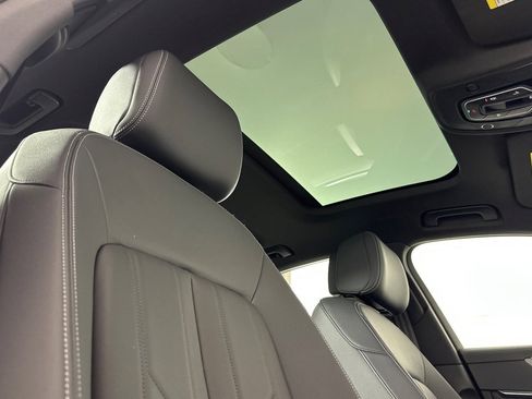 Used 2025 Audi A6 3.0T Premium image 15