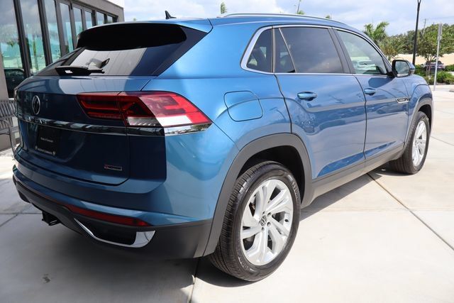 Used 2020 Volkswagen Atlas Cross Sport SEL AWD/4WD image 3