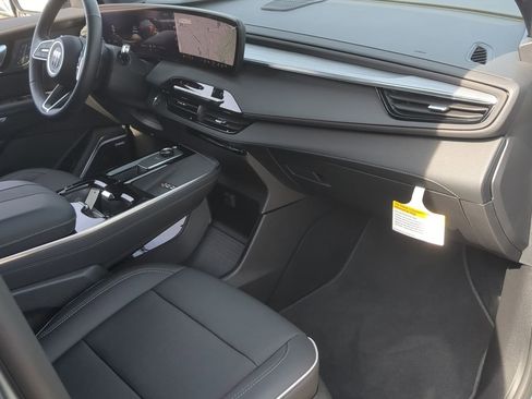 Used 2026 Buick Enclave Preferred w/ Power Package image 29