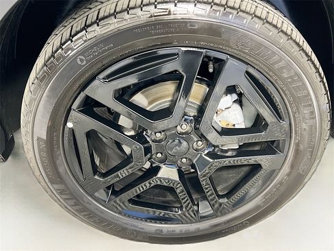 Certified 2025 Kia Telluride SX Prestige X-Line image 33