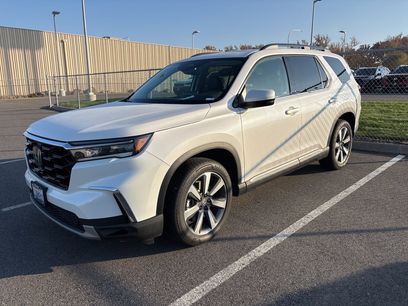 Certified 2025 Honda Pilot Touring