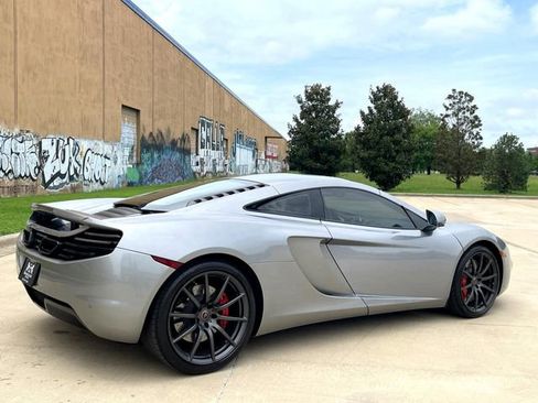 Used 2012 McLaren MP4-12C Base image 31