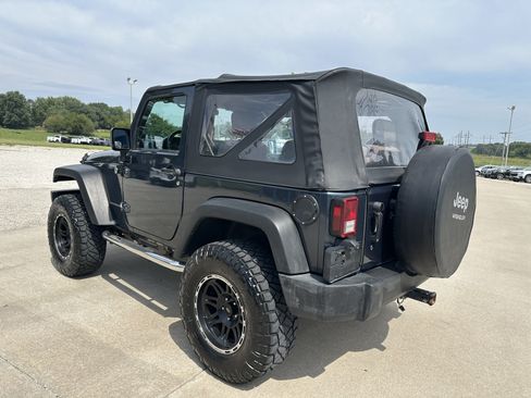Used 2008 Jeep Wrangler X AWD/4WD image 3