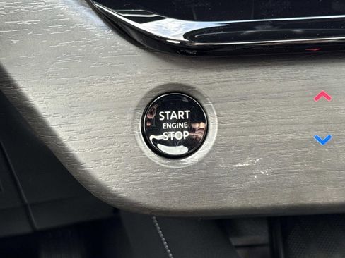 Used 2025 Nissan Murano SL AWD/4WD image 15