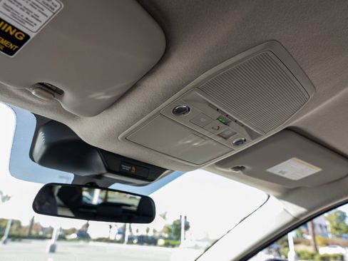 New 2026 Nissan Kicks SR image 30