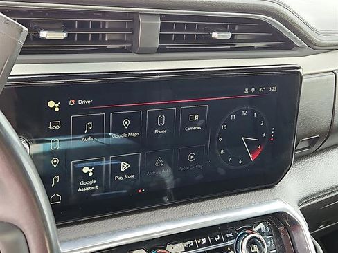 Used 2025 GMC Sierra 3500 Denali w/ Denali Reserve Package image 16