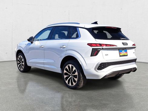 New 2026 Audi Q3 quattro 2.0T AWD/4WD image 7