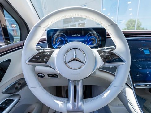 Used 2023 Mercedes-Benz EQE 350+ 4MATIC SUV w/ Exclusive Trim Package image 35
