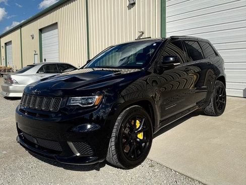 Used 2018 Jeep Grand Cherokee Trackhawk image 1