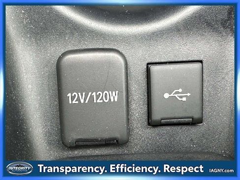 Certified 2022 Toyota Prius LE image 26