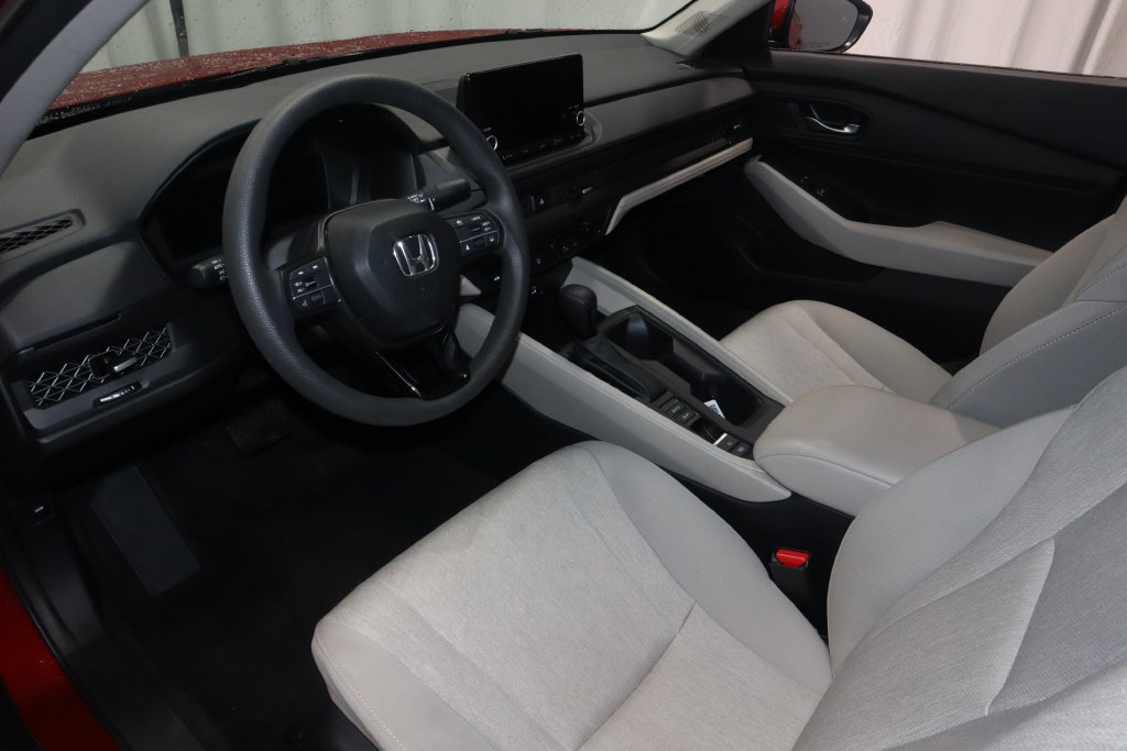 Used 2023 Honda Accord EX image 18