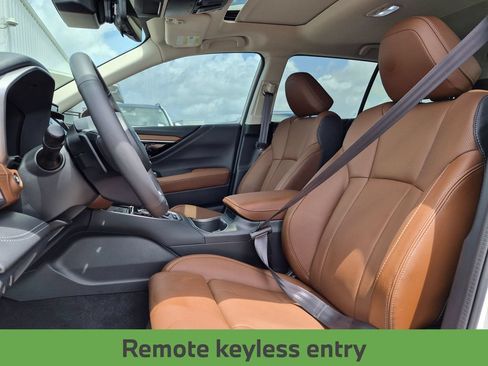 Used 2025 Subaru Outback Touring AWD/4WD image 16