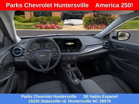 New 2026 Chevrolet Trax LS w/ LS Convenience Package FWD image 15