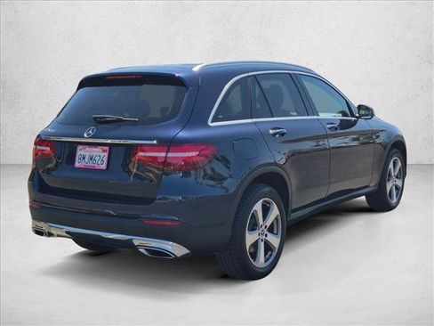Used 2019 Mercedes-Benz GLC 300 image 5