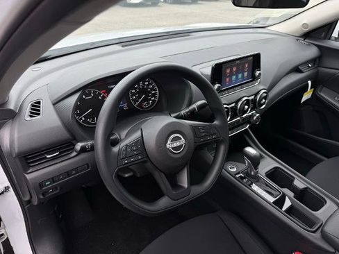 New 2025 Nissan Sentra S image 15