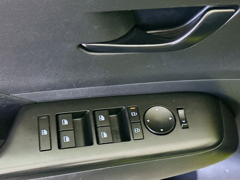 Used 2024 Hyundai Kona SEL image 15